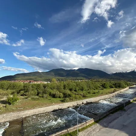 Alpine Signature Apartment Bansko